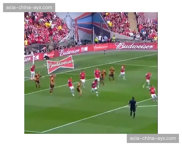 纽卡斯尔1-0狼队，制胜球来自特里皮尔第89分钟的右路传中