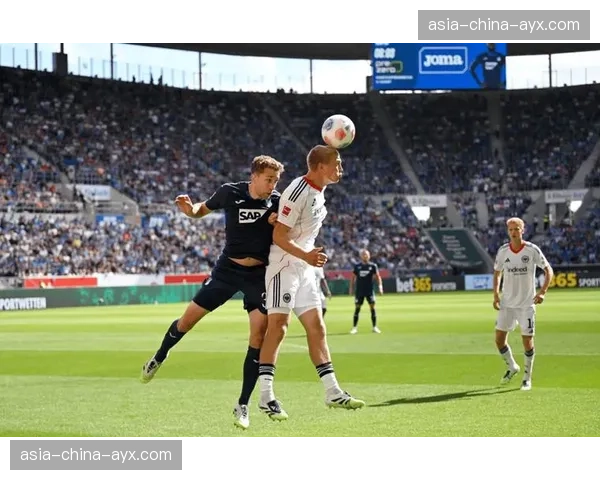 斯图加特2-1力克法兰克福，巩固积分榜第三位置